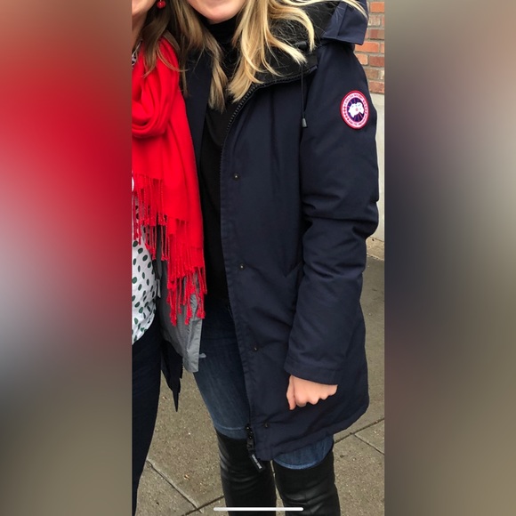 Navy Canada Goose Victoria Parka - Picture 4 of 4